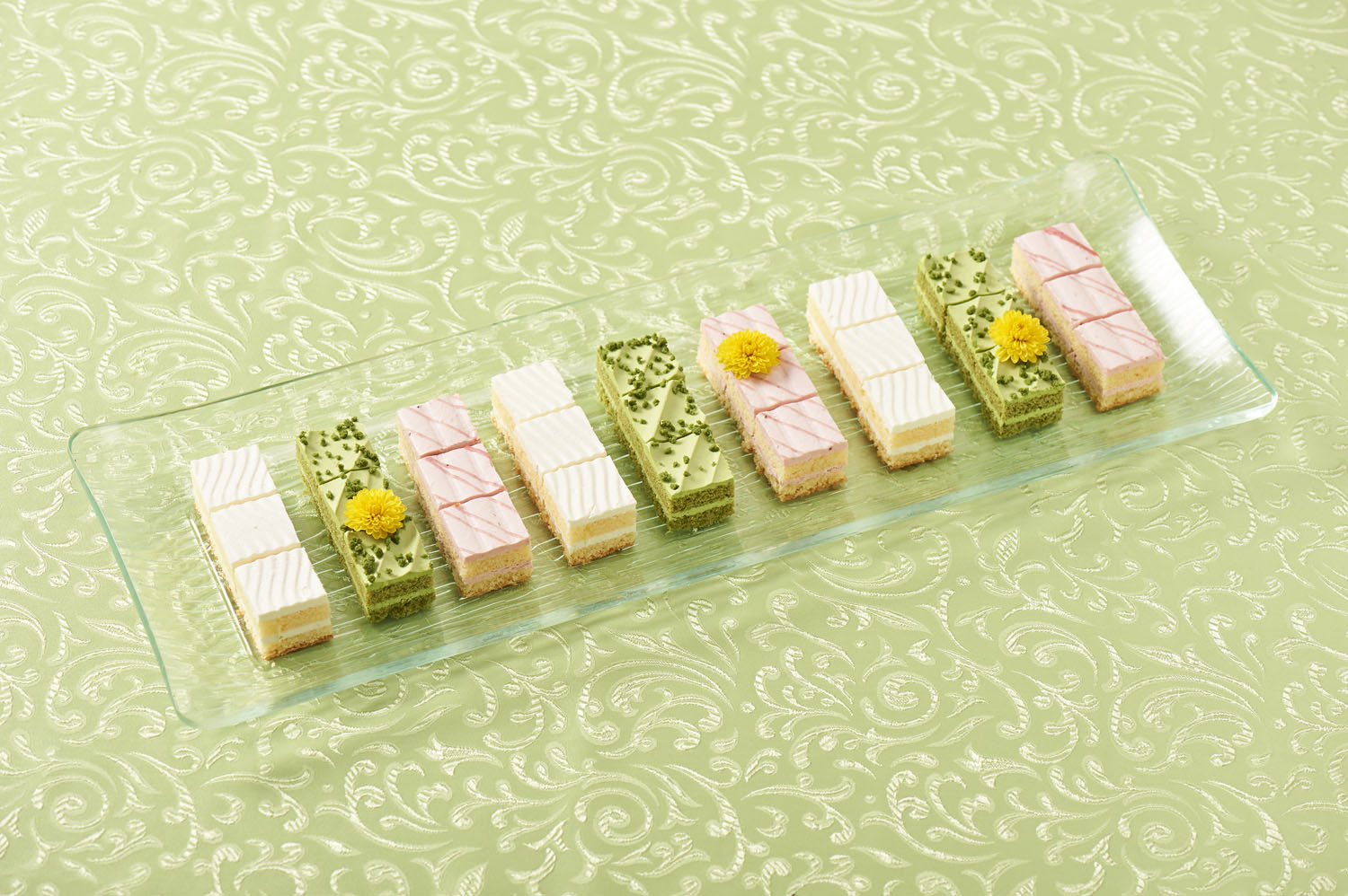 季節の一口カットケーキ